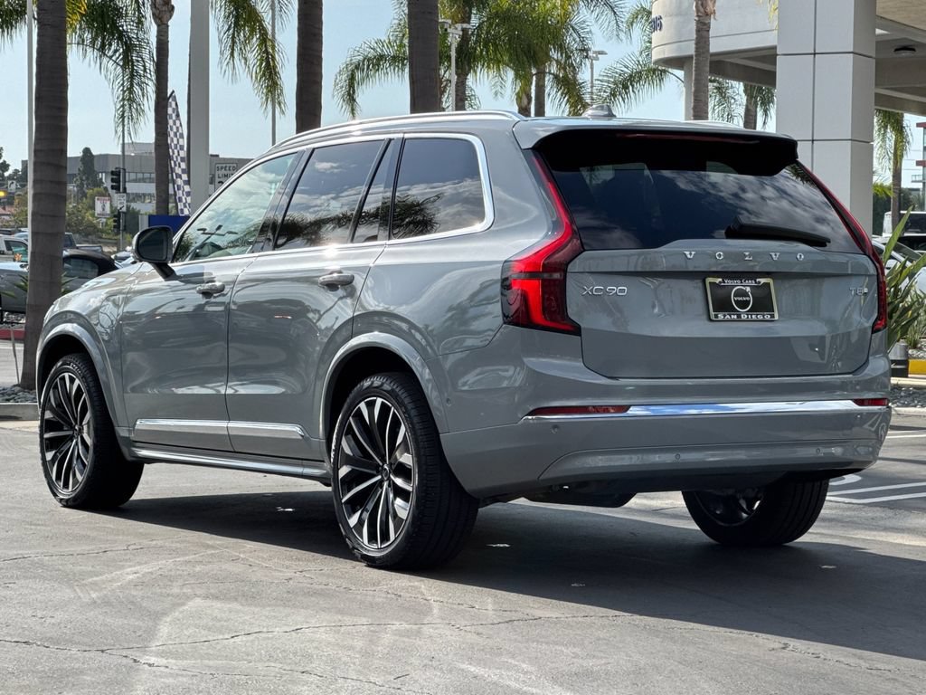 New 2026 Volvo XC90 T8 Plus w/ Protection Package Premier AWD/4WD image 3