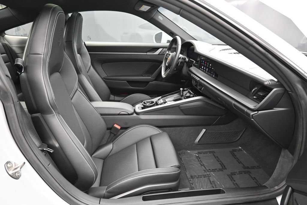 Certified 2025 Porsche 911 Carrera S RWD image 28