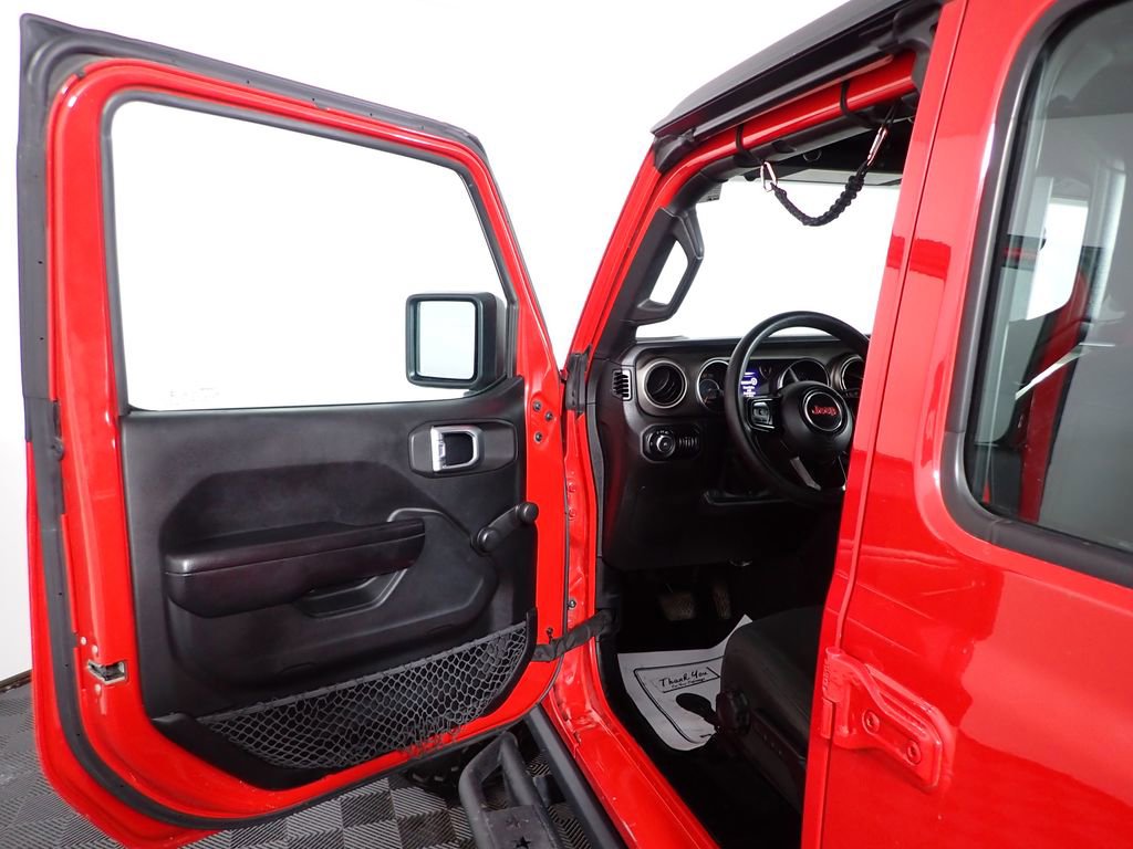 Used 2018 Jeep Wrangler Unlimited Sport image 17