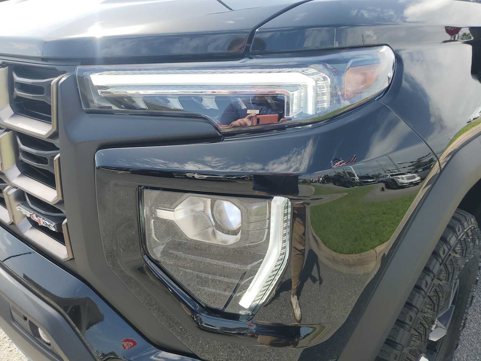 New 2026 GMC Canyon AT4X AWD/4WD image 13