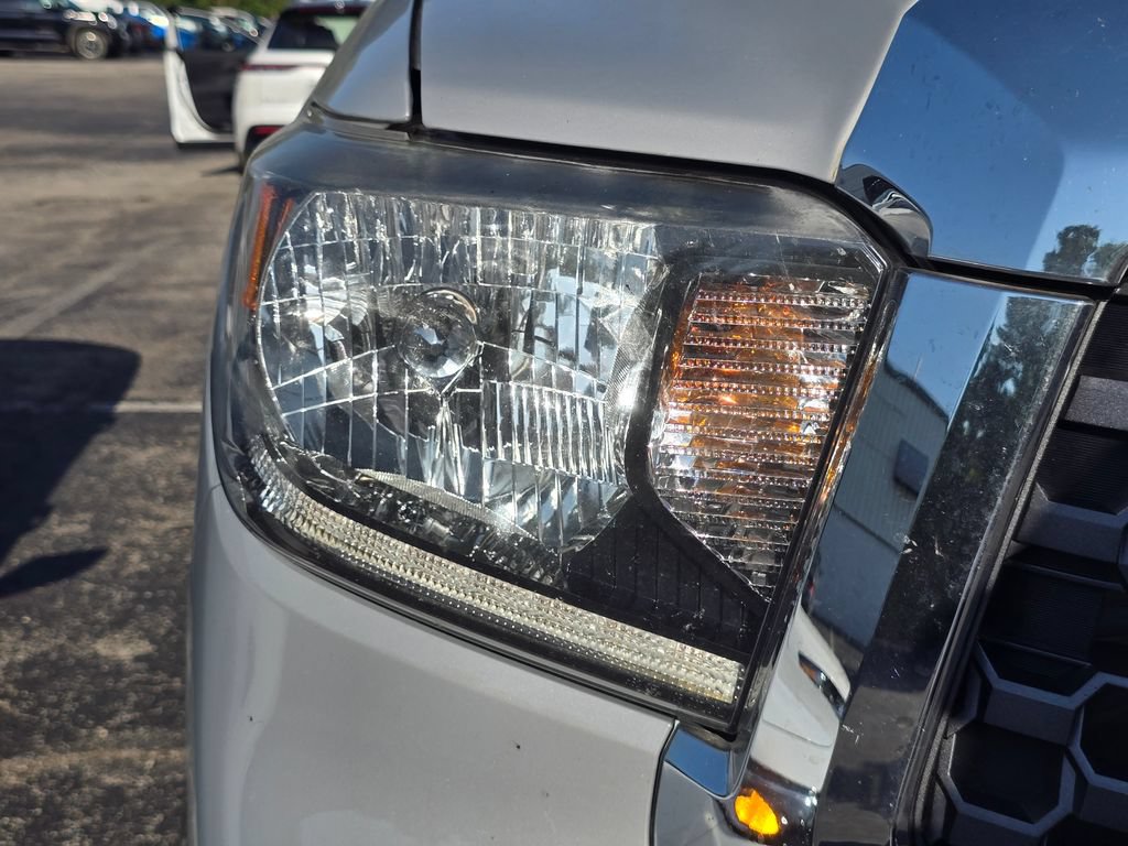 Used 2020 Toyota Tundra SR5 AWD/4WD image 21