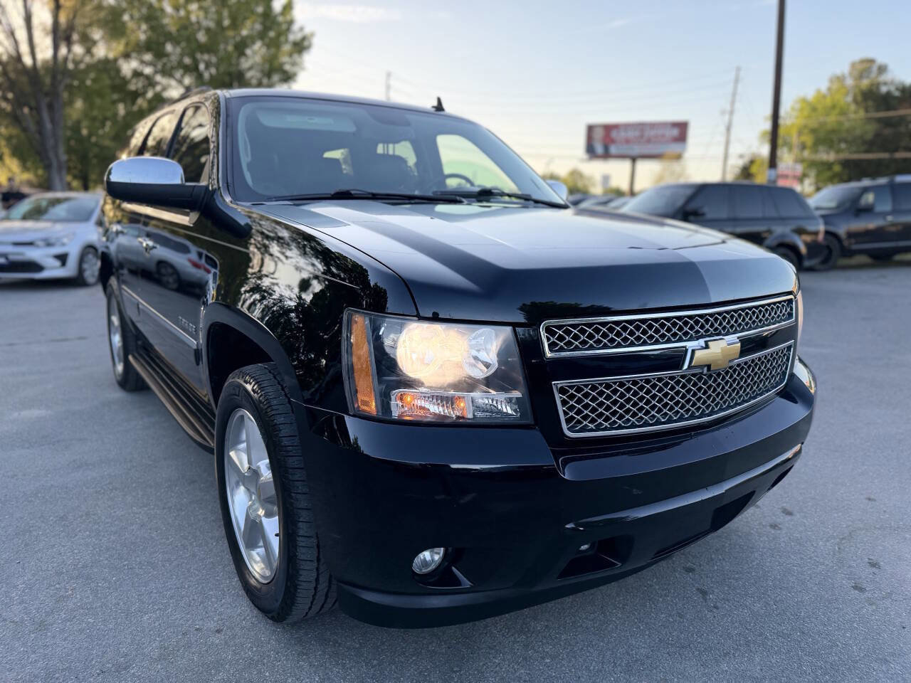 Used 2013 Chevrolet Tahoe LTZ image 3