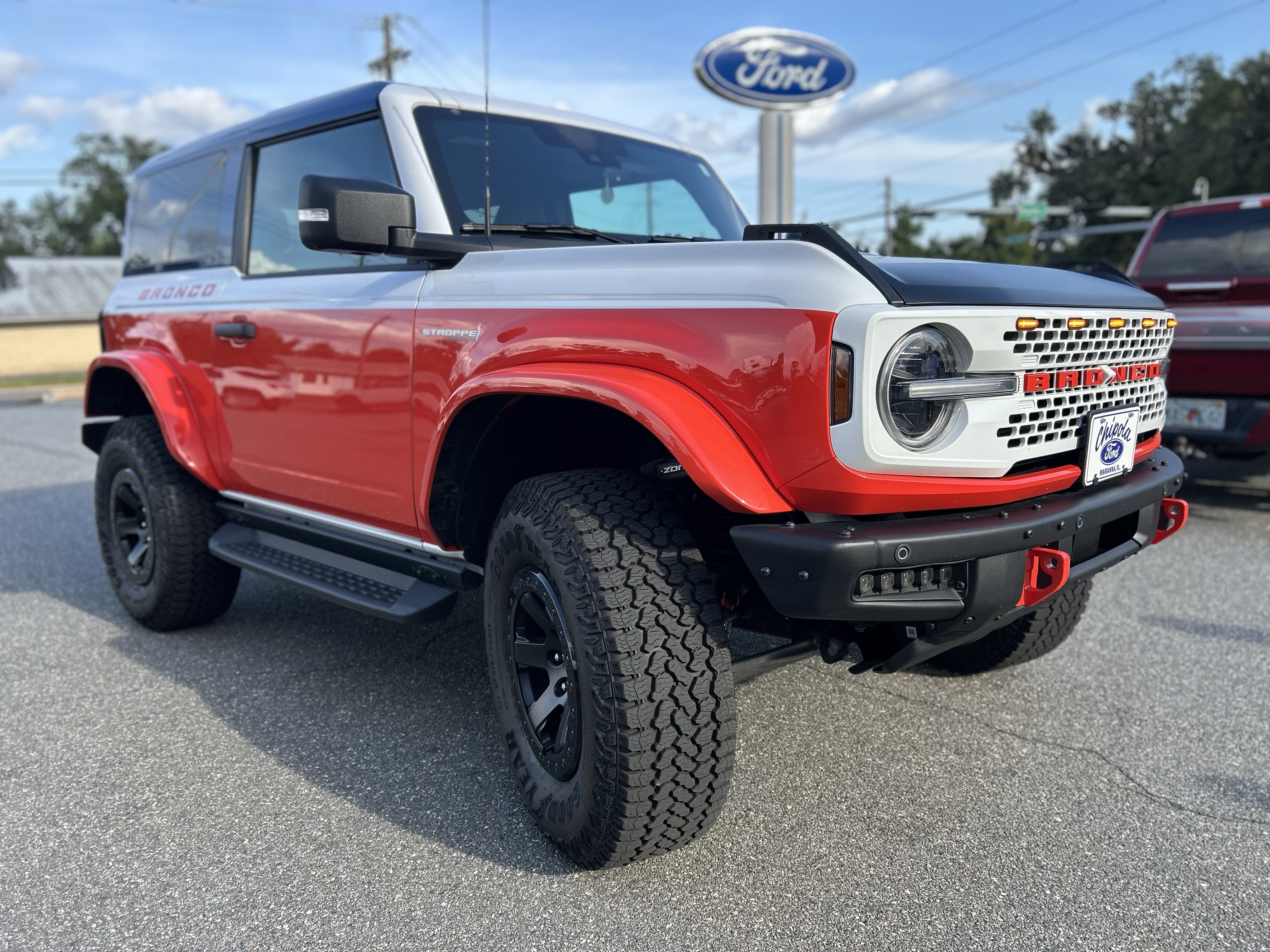 Used 2025 Ford Bronco Stroppe Edition AWD/4WD image 15