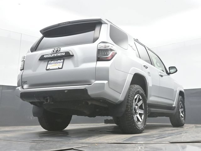 Used 2021 Toyota 4Runner TRD Off-Road AWD/4WD image 44