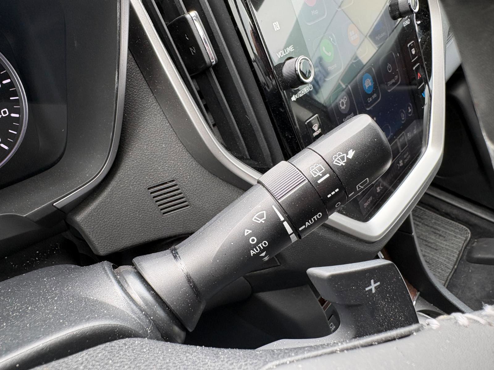 Used 2023 Subaru Ascent Touring image 33