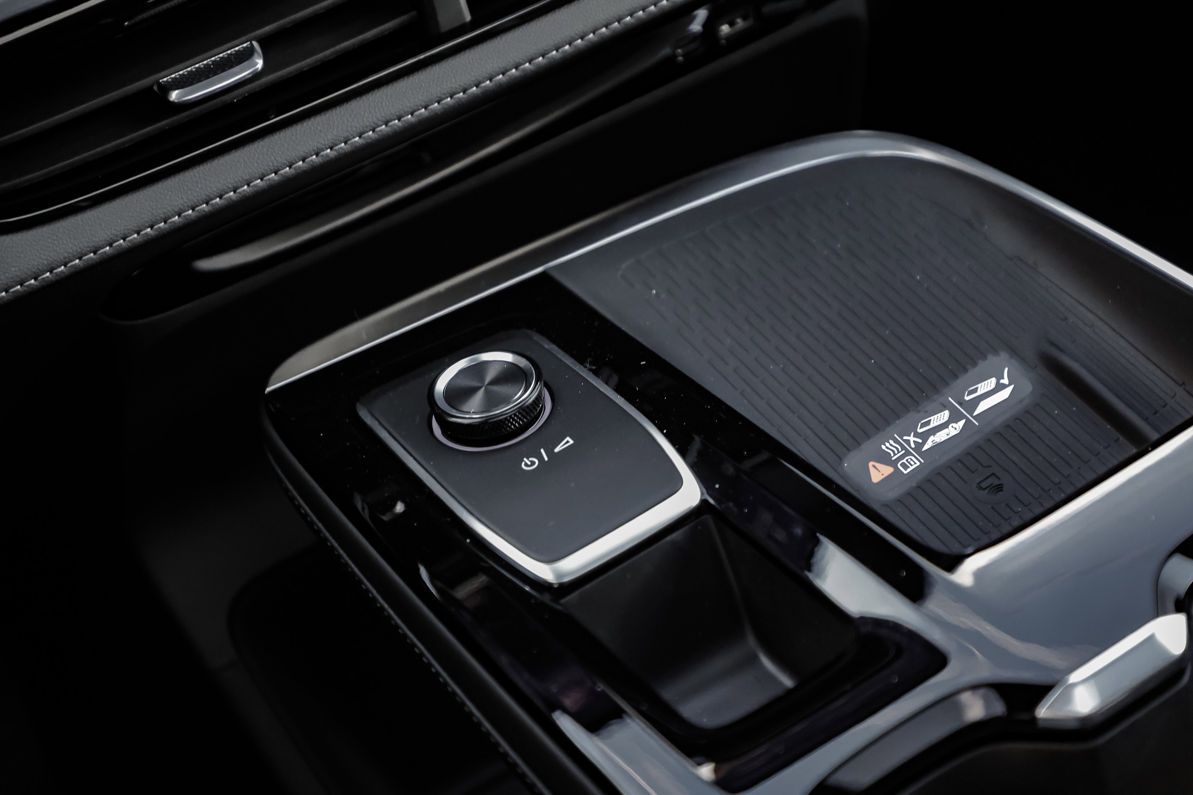 New 2026 Buick Enclave Sport Touring w/ Power Package image 31