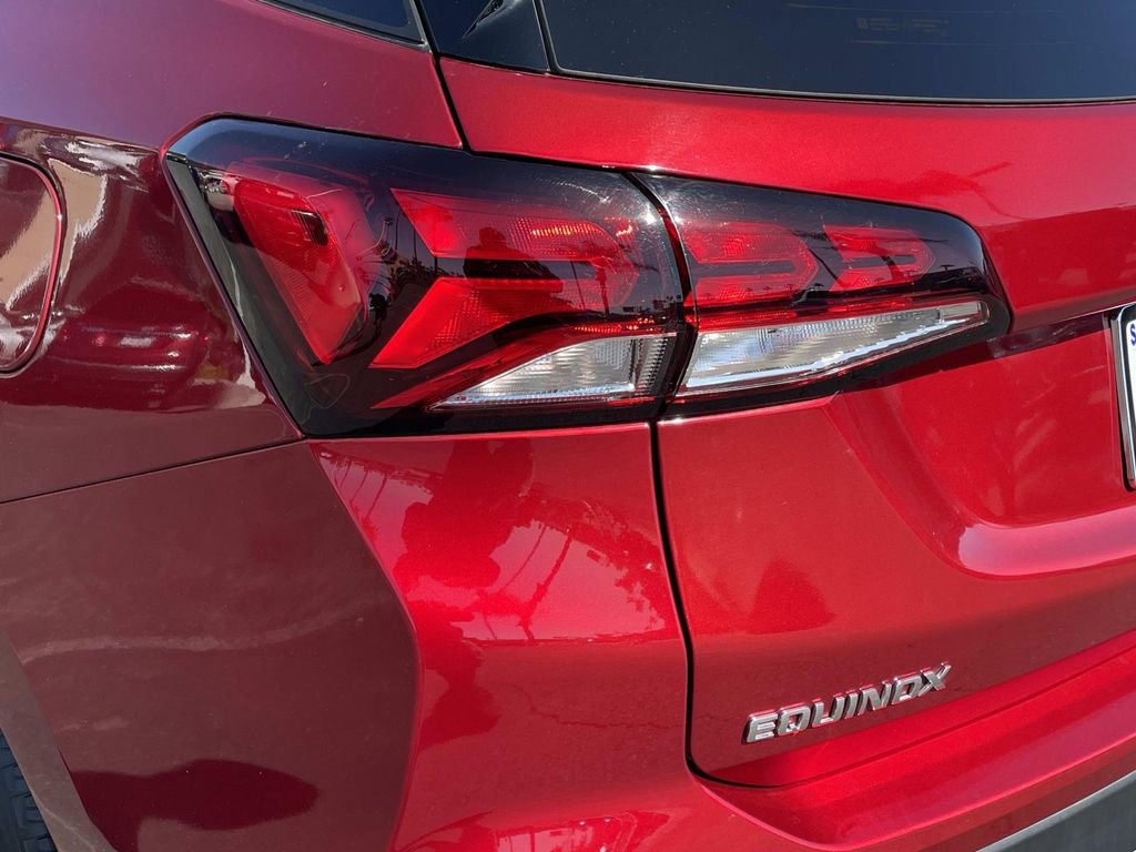 Used 2024 Chevrolet Equinox LT image 28