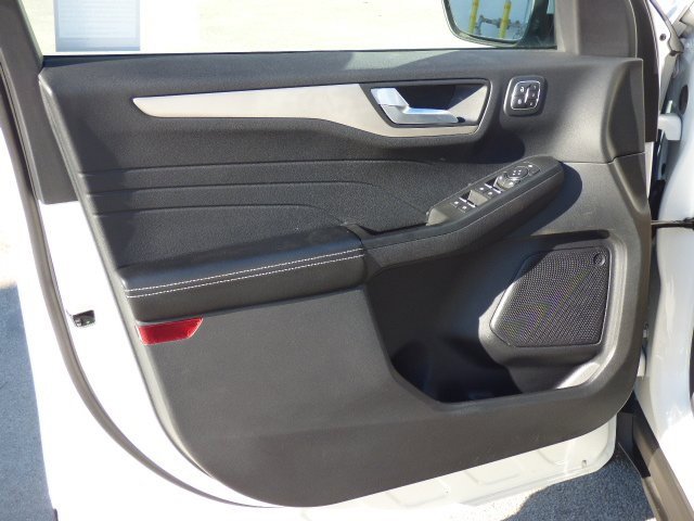 Used 2022 Ford Escape SEL w/ Technology Package image 22