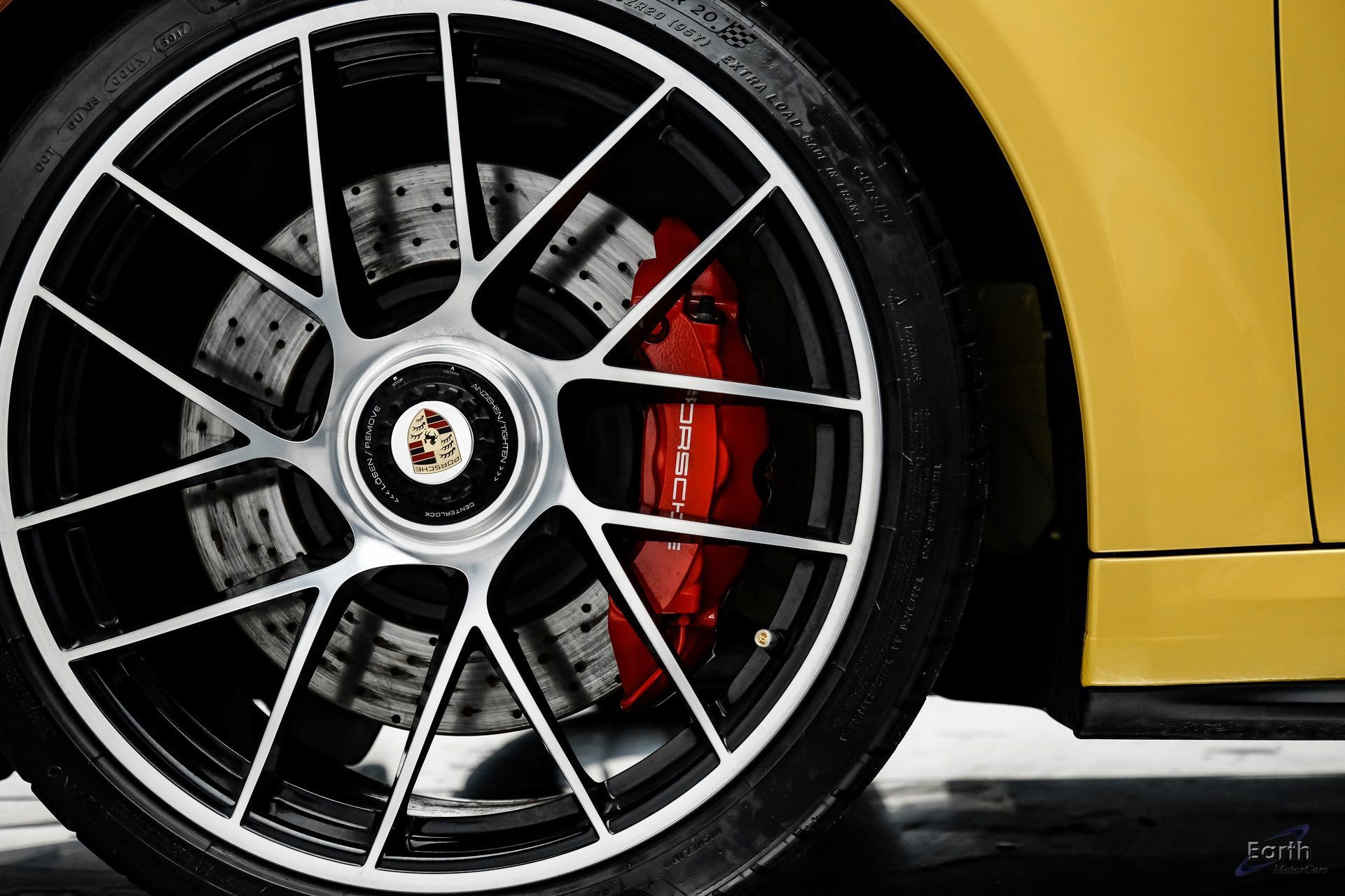 Used 2018 Porsche 911 Turbo S image 93