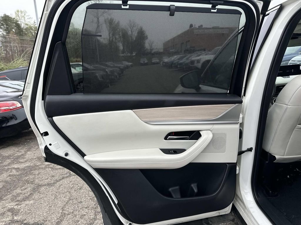 Certified 2024 MAZDA CX-90 Plug-In Hybrid w/ Premium Plus image 32