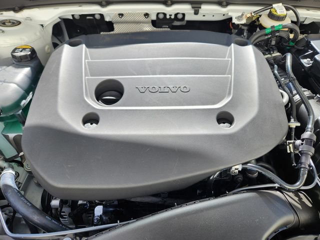 New 2026 Volvo XC40 B5 Plus w/ Protection Package Premier AWD/4WD image 20
