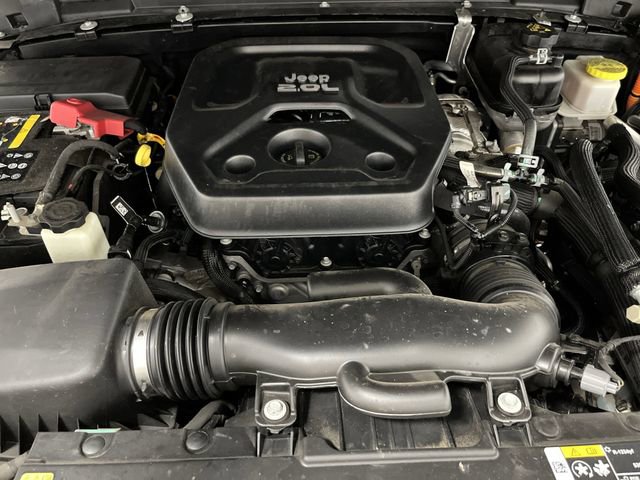 Used 2022 Jeep Wrangler Unlimited Sahara image 37