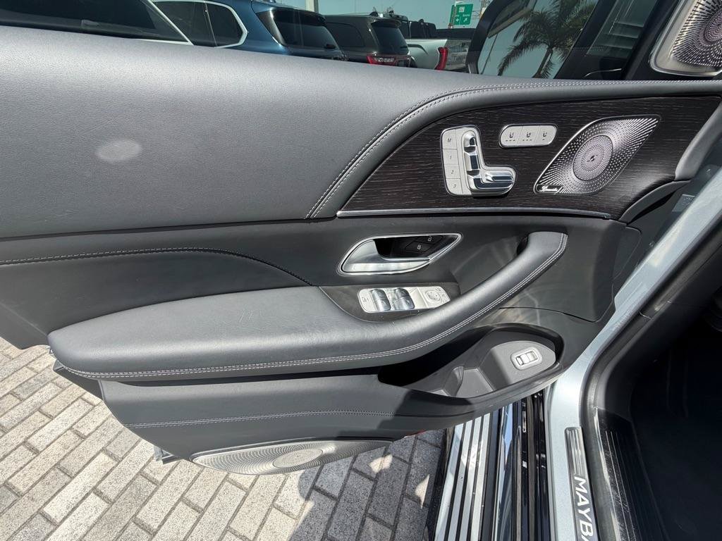 Used 2024 Mercedes-Benz Maybach GLS 600 4MATIC image 20