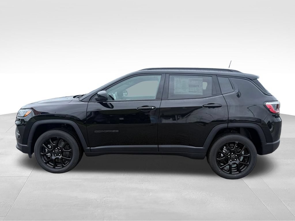 New 2026 Jeep Compass Latitude AWD/4WD image 2