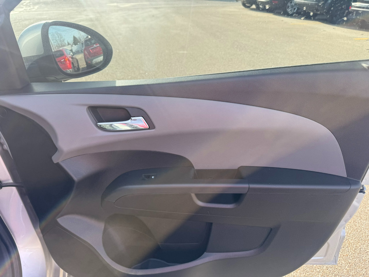 Used 2015 Chevrolet Sonic LTZ image 20