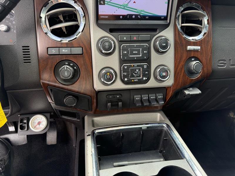 Used 2013 Ford F250 Lariat w/ Lariat Ultimate Pkg AWD/4WD image 12