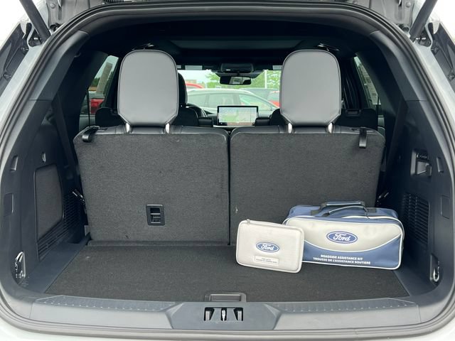 New 2026 Ford Explorer Tremor w/ Tremor Ultimate Package AWD/4WD image 47