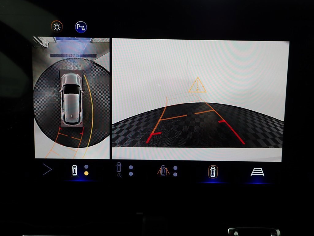 New 2025 Chevrolet Equinox LT w/ Safety and Technology Package image 5