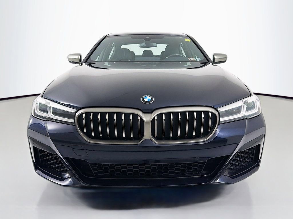 Used 2021 BMW M550i xDrive w/ Premium Package image 2