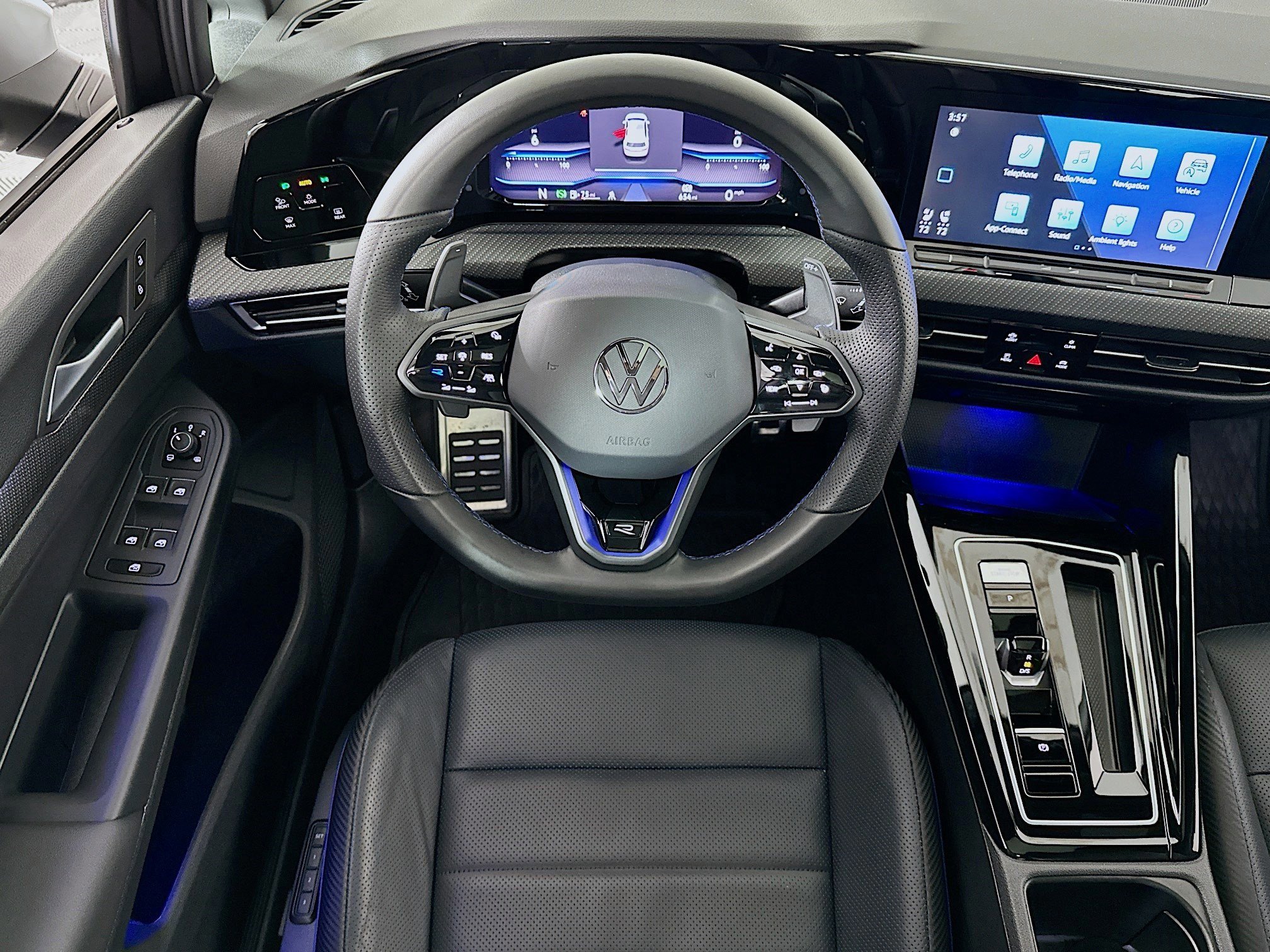 Used 2024 Volkswagen Golf R w/ MDO Package image 20