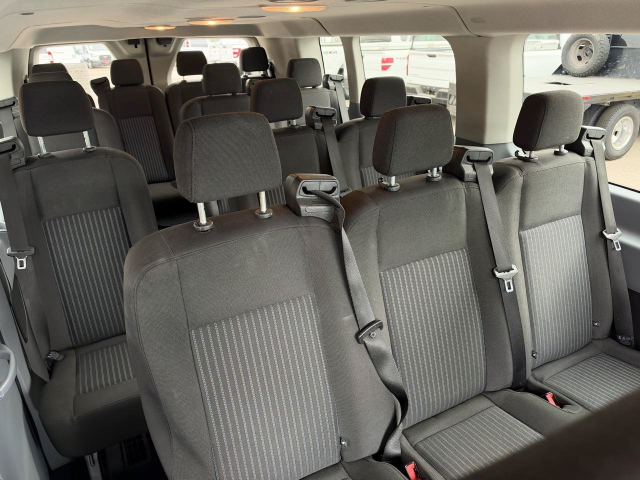 Used 2017 Ford Transit 350 XL RWD image 39