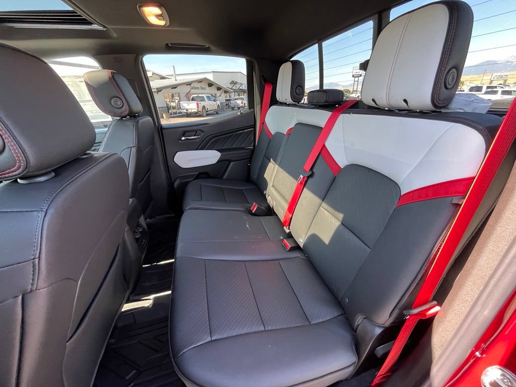 New 2026 GMC Canyon AT4X w/ LPO, Black Badging Package AWD/4WD image 14