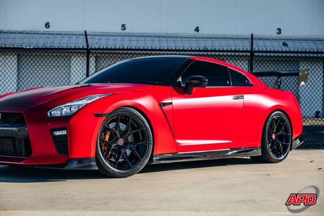 Used 2020 Nissan GT-R Premium w/ Premium Interior Package image 44