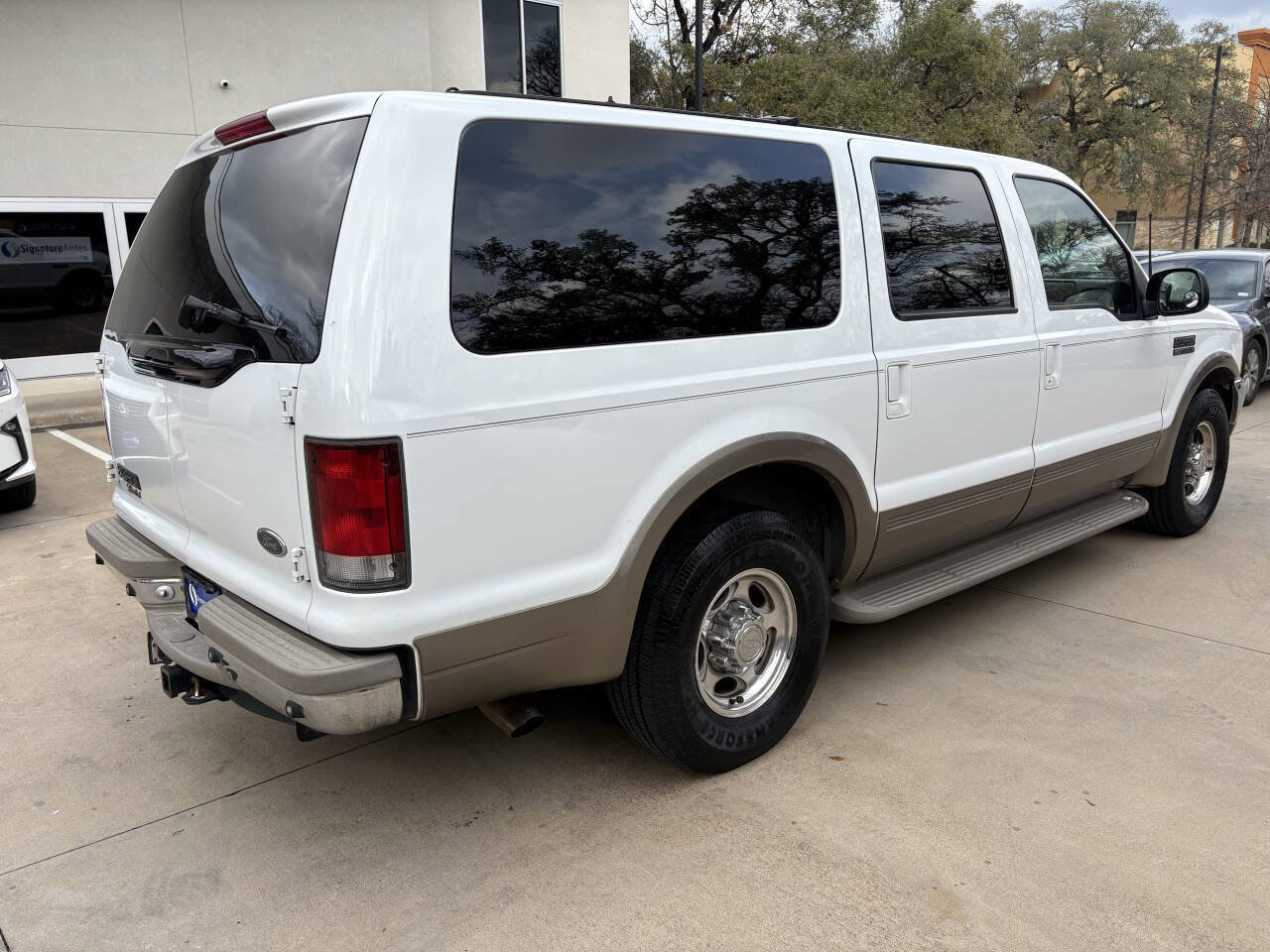 Used 2000 Ford Excursion Limited image 4