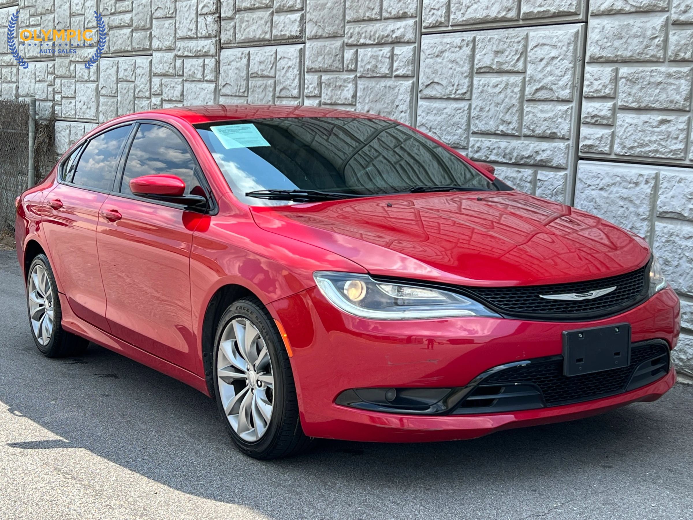 Used 2016 Chrysler 200 S w/ Comfort Group FWD image 3