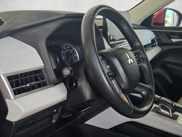 Used 2022 Mitsubishi Outlander SEL FWD image 9