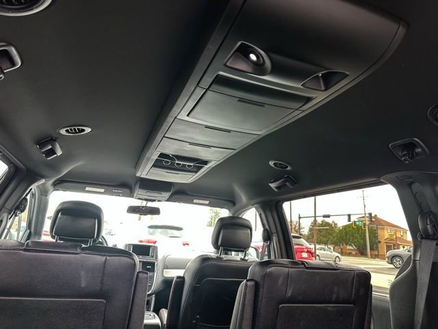 Used 2014 Dodge Grand Caravan R/T w/ Driver Convenience Group image 23