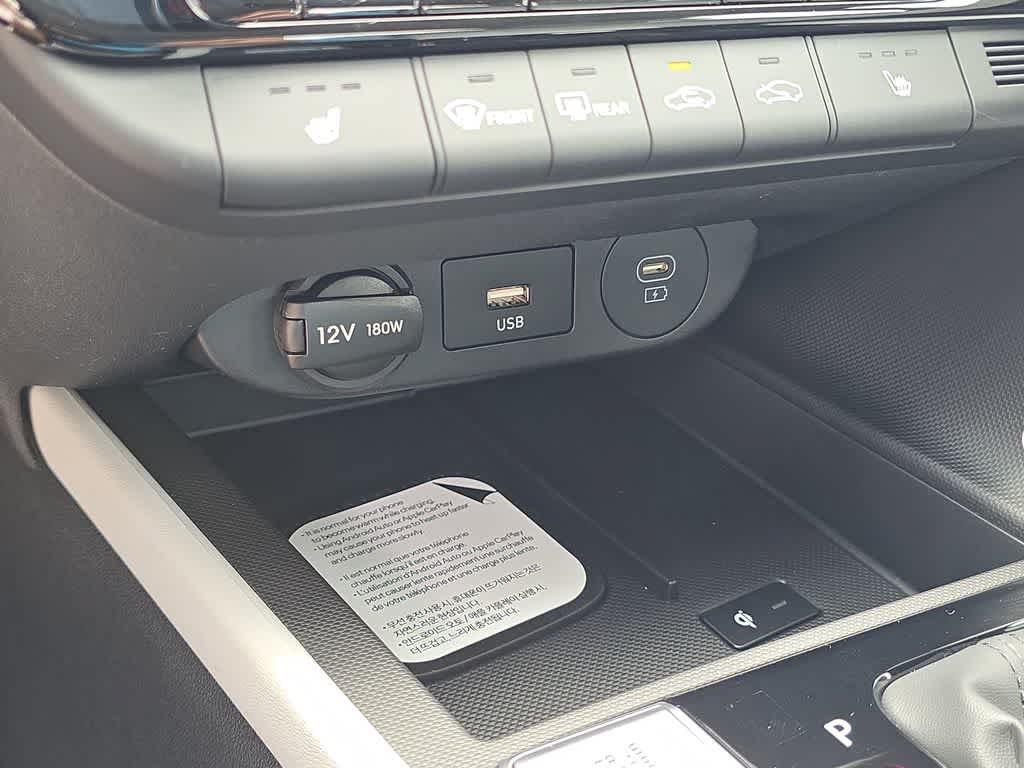 New 2026 Hyundai Elantra Limited FWD image 33