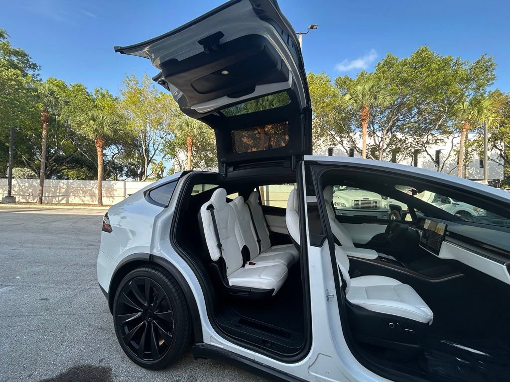Used 2022 Tesla Model X AWD/4WD image 29