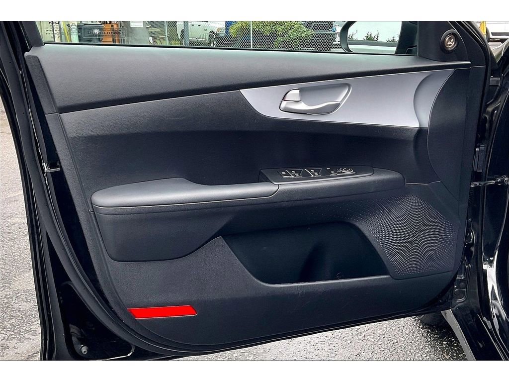 Used 2024 Kia Forte GT FWD image 23