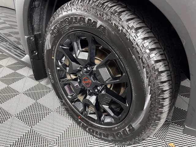 Used 2026 Nissan Armada PRO-4X AWD/4WD image 16