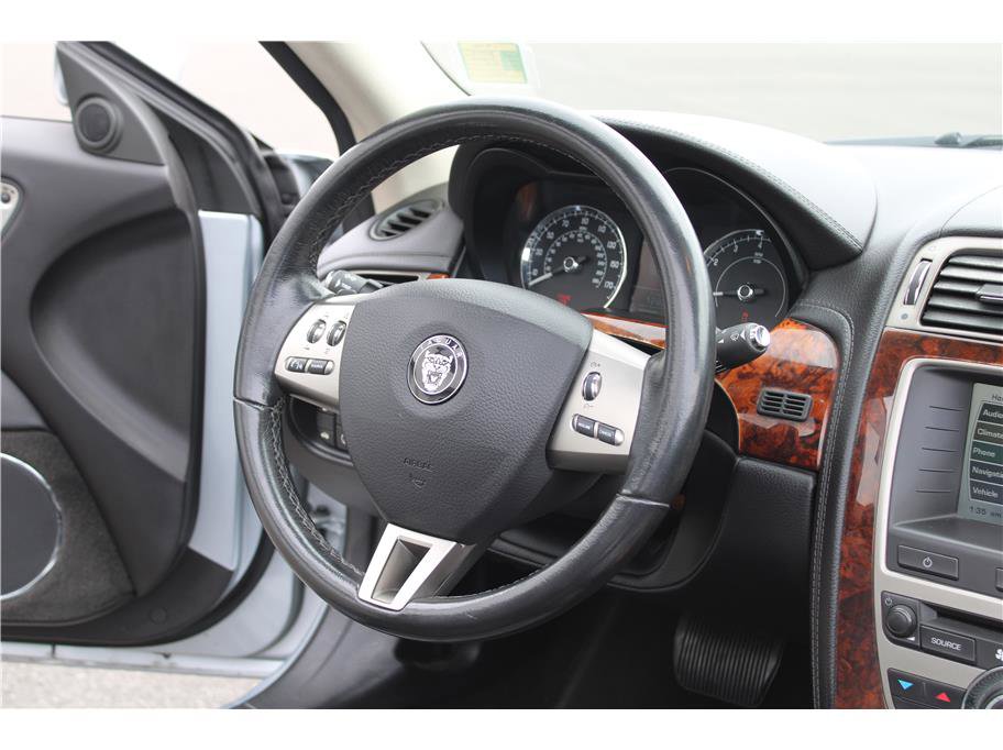 Used 2007 Jaguar XK Convertible RWD image 21
