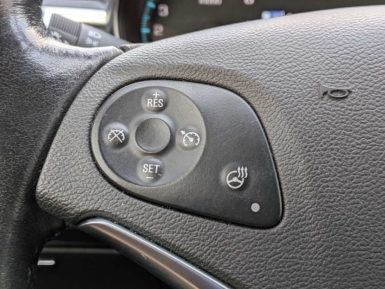 Used 2018 Chevrolet Impala LT w/ Sunroof and Spoiler Package FWD image 24