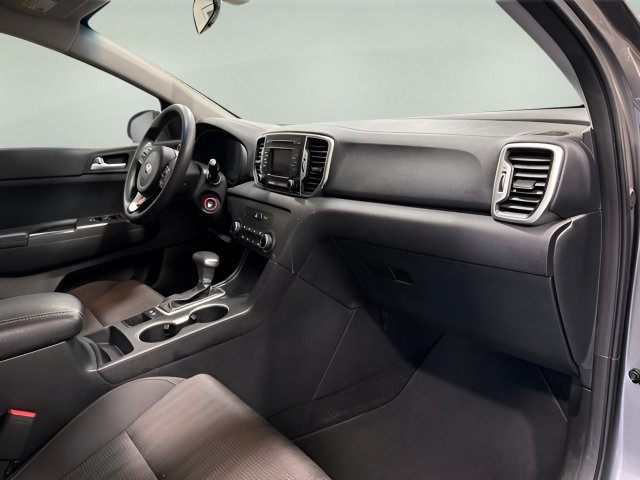Used 2019 Kia Sportage LX FWD image 12