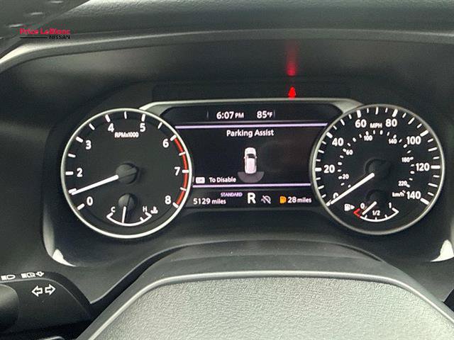 Certified 2025 Nissan Rogue SV FWD image 26