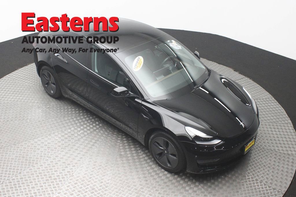 Used 2021 Tesla Model 3 Standard Range Plus image 3