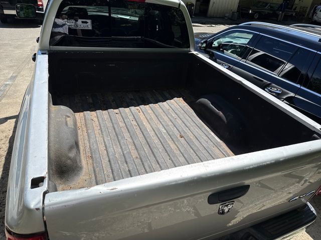 Used 2009 Dodge Ram 2500 Truck SXT AWD/4WD image 7