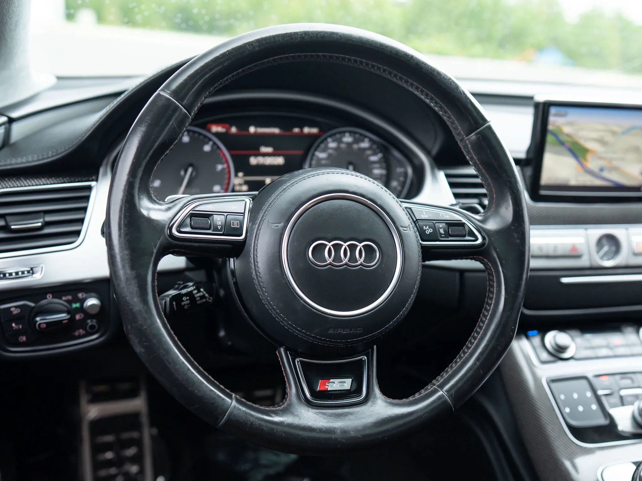Used 2016 Audi S8 w/ Driver Assistance Package AWD/4WD image 37