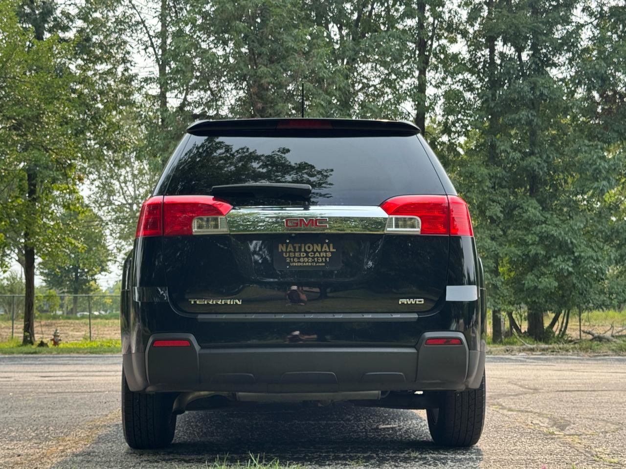 Used 2015 GMC Terrain SLE w/ Convenience Package AWD/4WD image 14