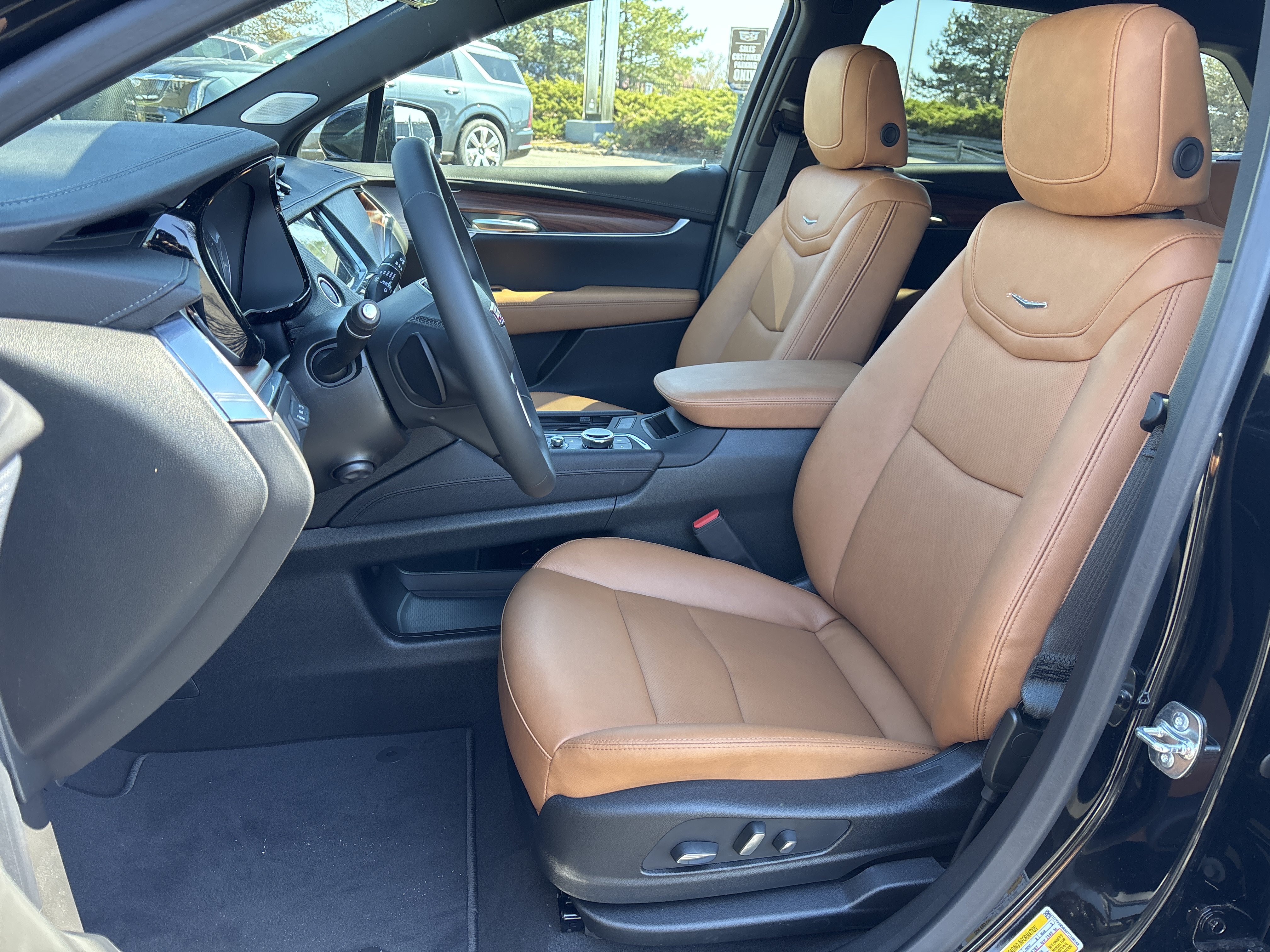 New 2026 Cadillac XT5 Premium Luxury w/ LPO, ONYX Package AWD/4WD image 26
