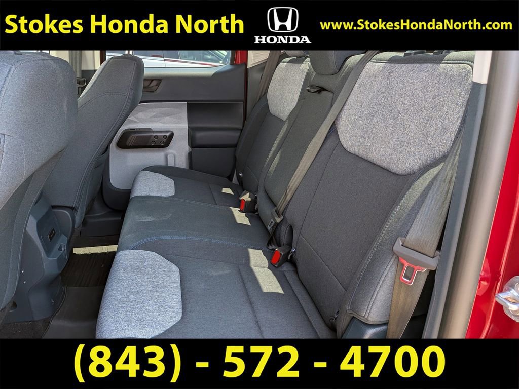 Used 2025 Ford Maverick XLT w/ Equipment Group 302A AWD/4WD image 17