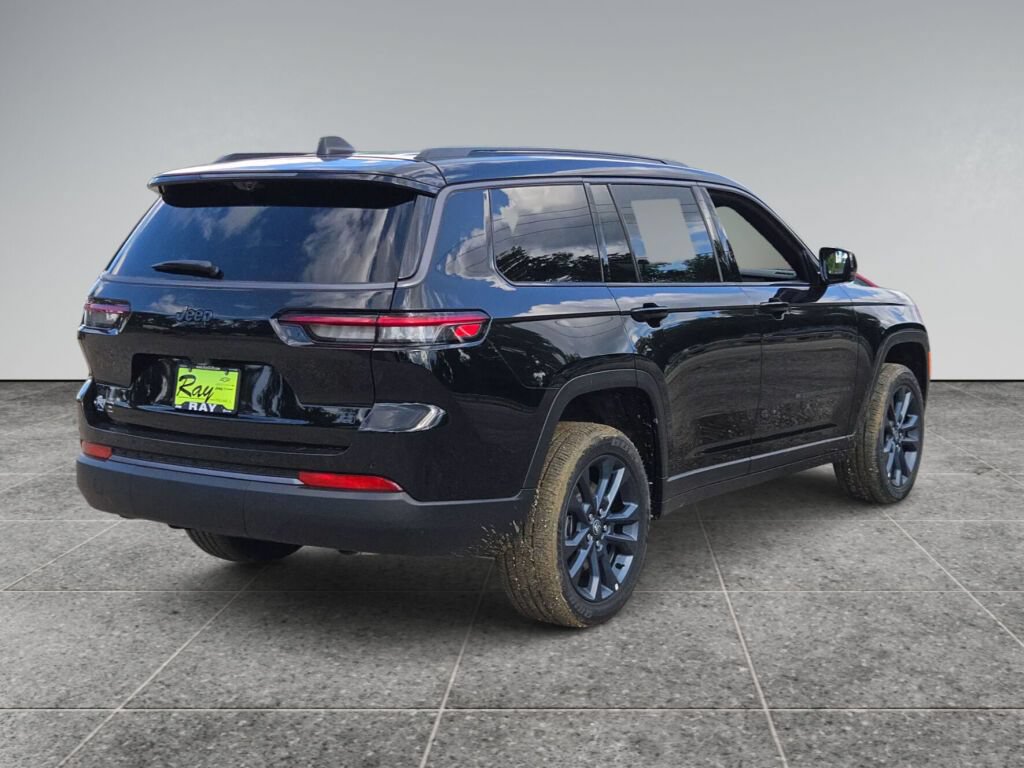 New 2026 Jeep Grand Cherokee L Limited AWD/4WD image 5