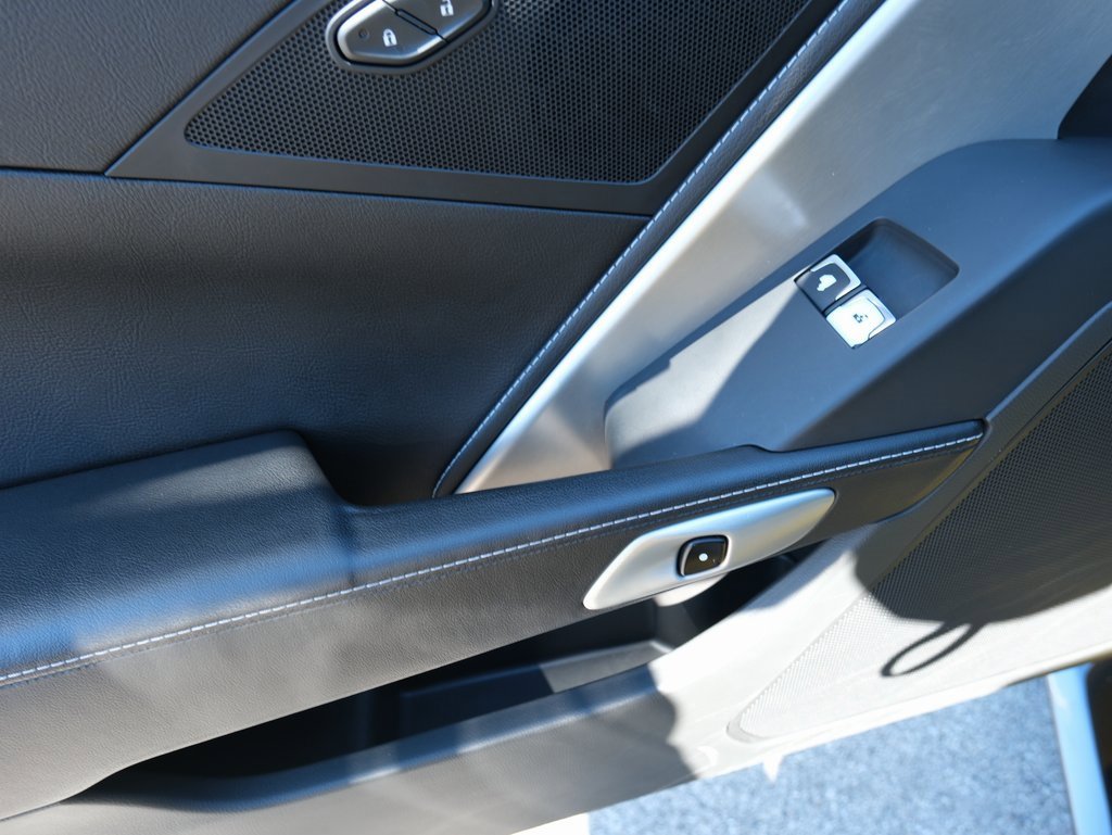 Used 2019 Chevrolet Corvette Grand Sport w/ Carbon Flash Badge Package image 28