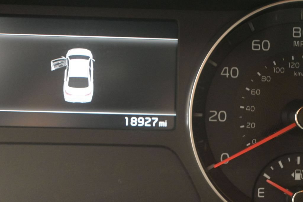 Used 2024 Kia Forte GT FWD image 11