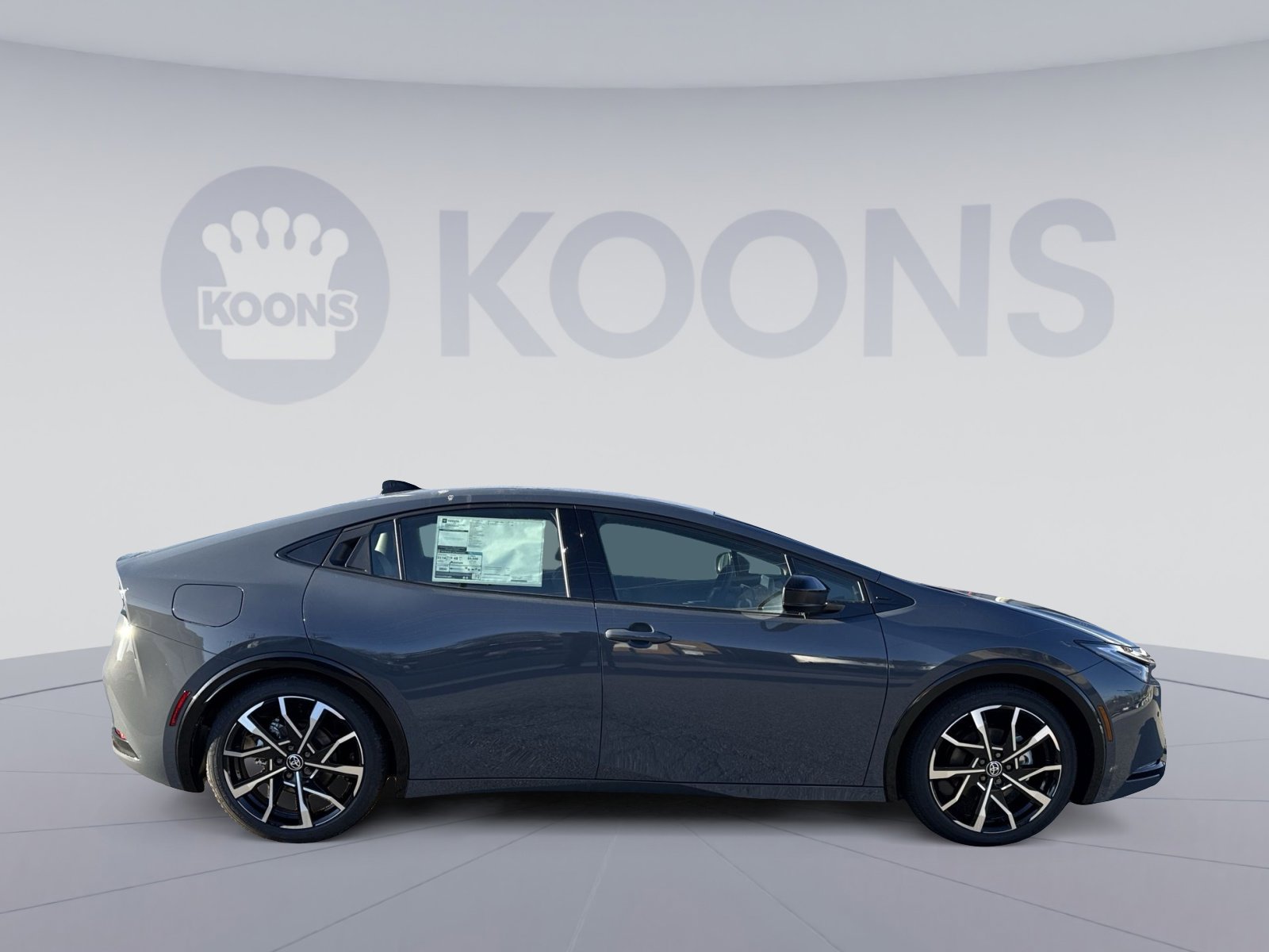New 2026 Toyota Prius Plug-In Hybrid FWD image 8