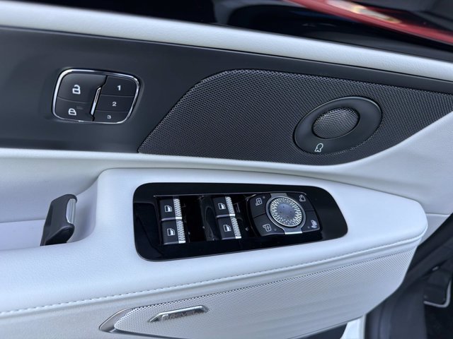 New 2026 Lincoln Nautilus Premier w/ Equipment Group 102A AWD/4WD image 10